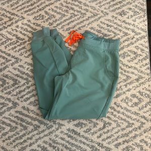 Figs  Zamora jogger small petite